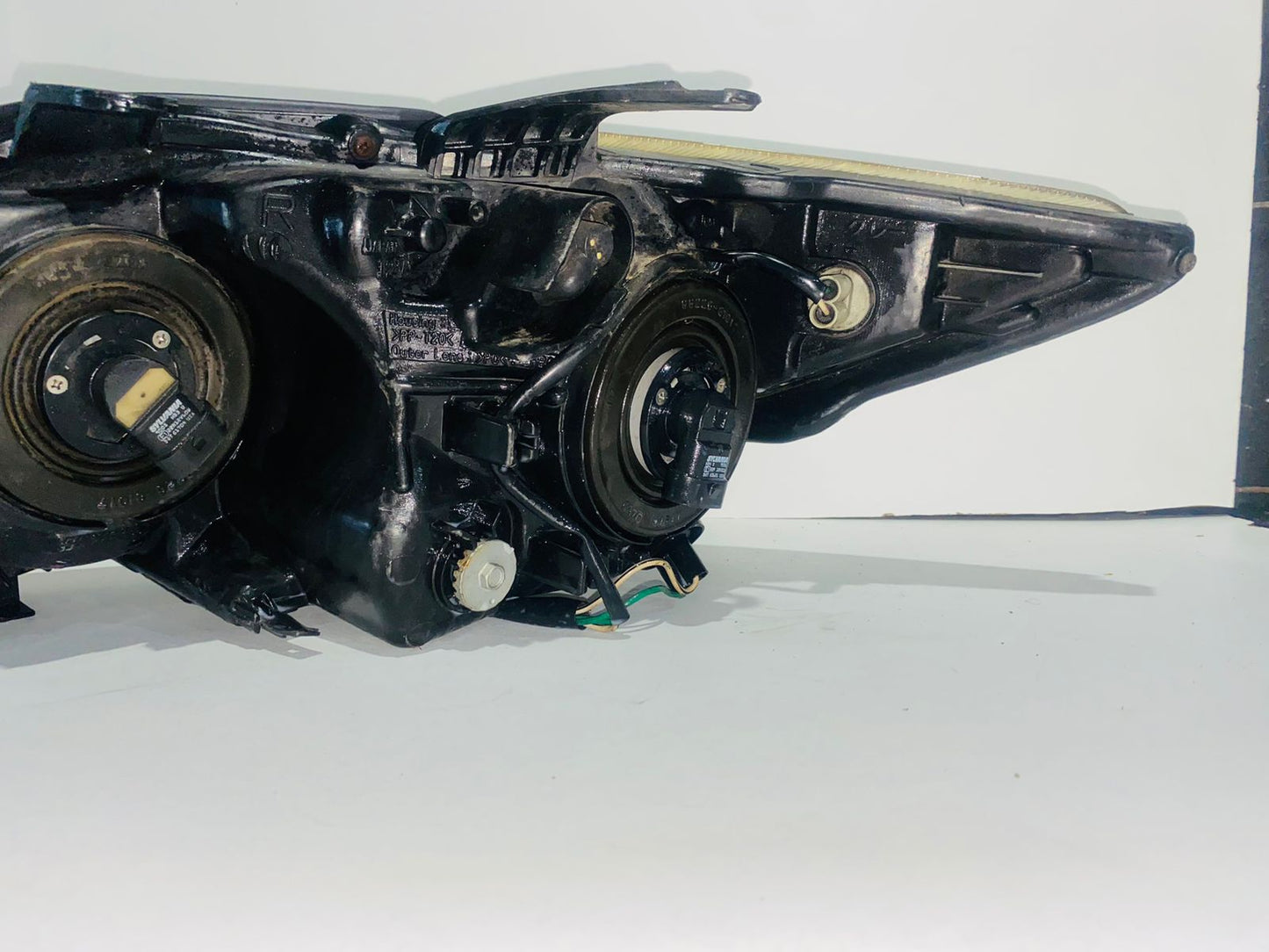 SILVIN DERECHO PARA SCION TC (2005-2007)