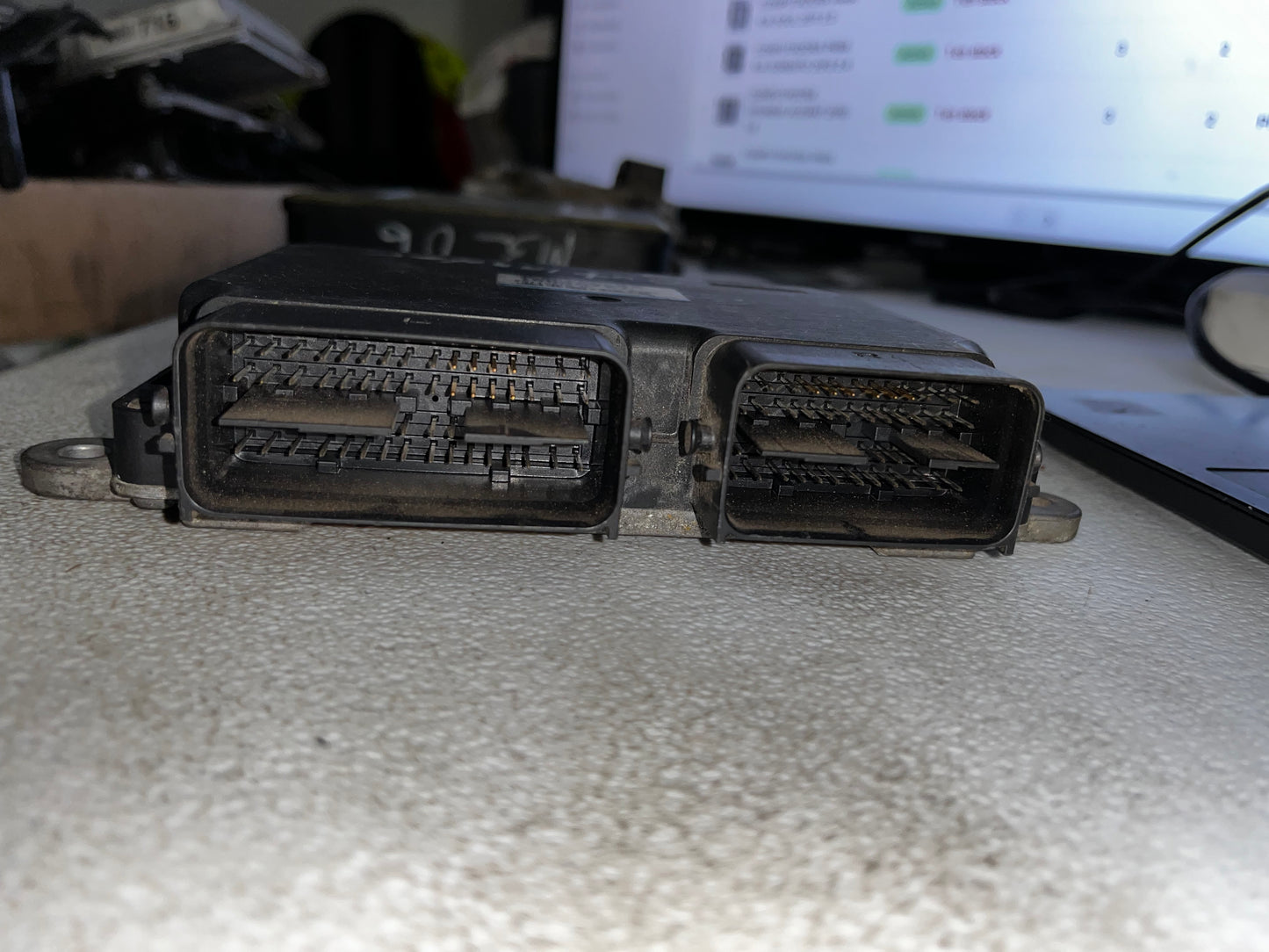 COMPUTADORA PARA MITSUBISHI OUTLANDER AUTOMÁTICO 3.0 2007