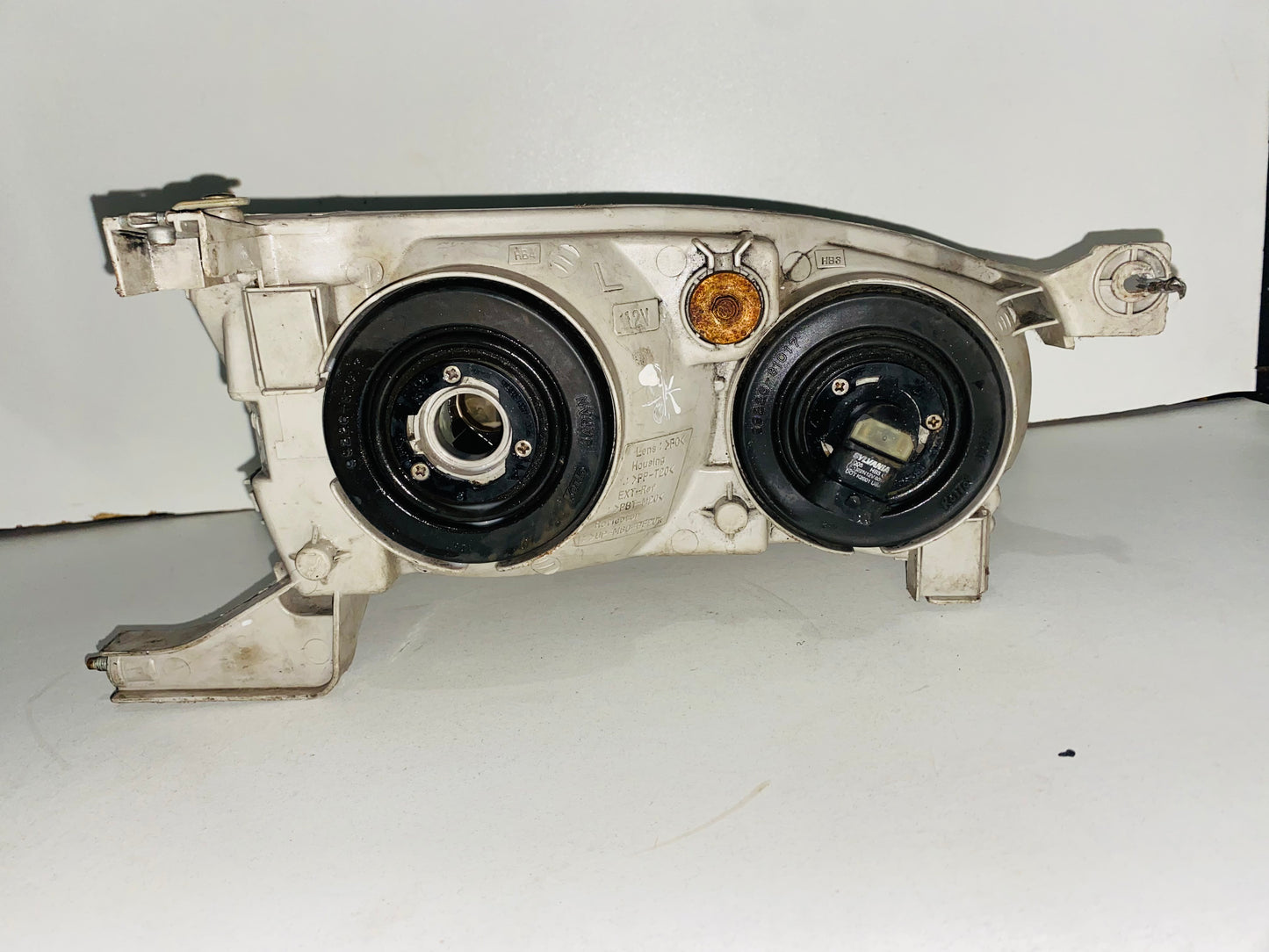 SILVIN IZQUIERDO PARA TOYOTA COROLLA (2001-2002)