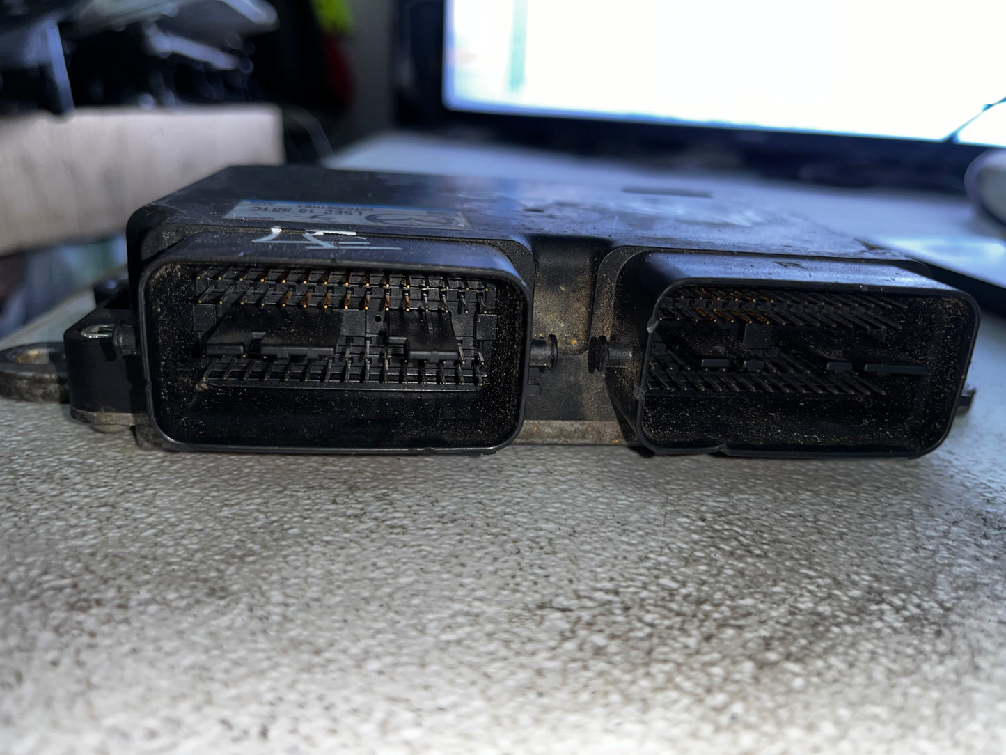 COMPUTADORA PARA MAZDA 2.5 AUTOMÁTICO