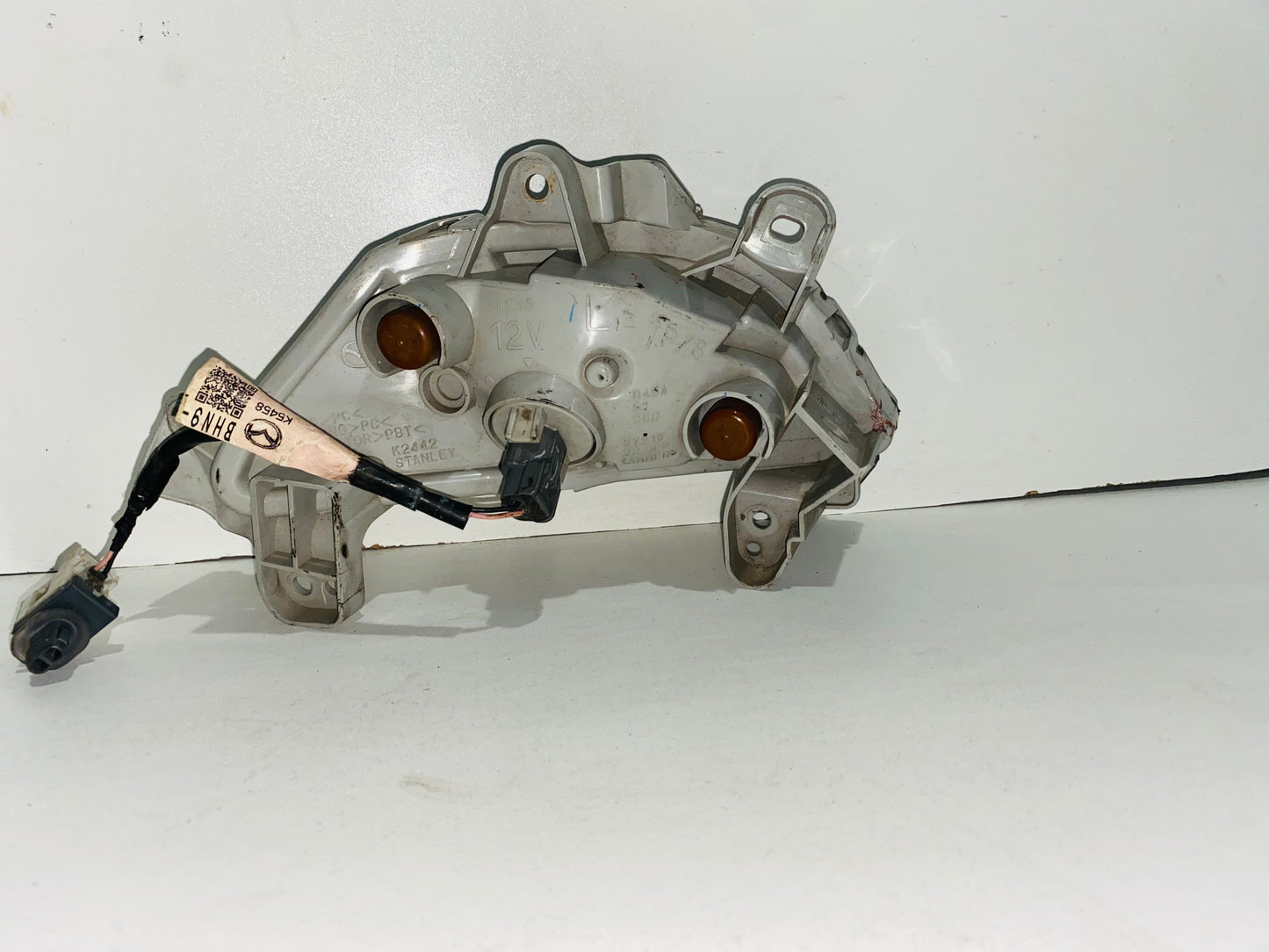 PIDE VÍAS IZQUIERDA PARA MAZDA 3 (2014-2016)