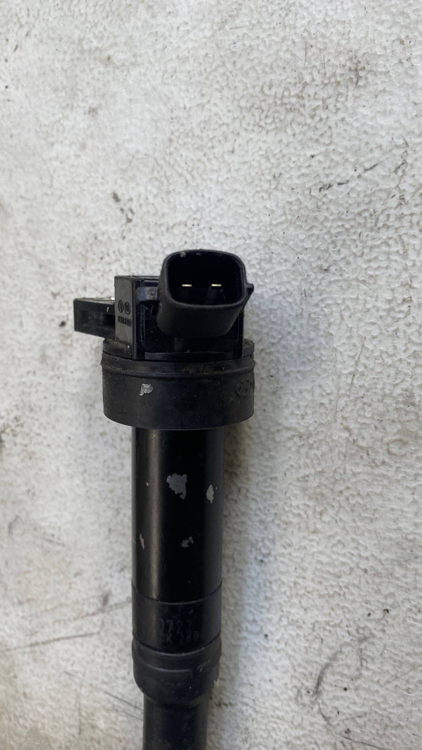 BOBINA DE ENCENDIDO HYUNDAI G4NB / 27300-2E000