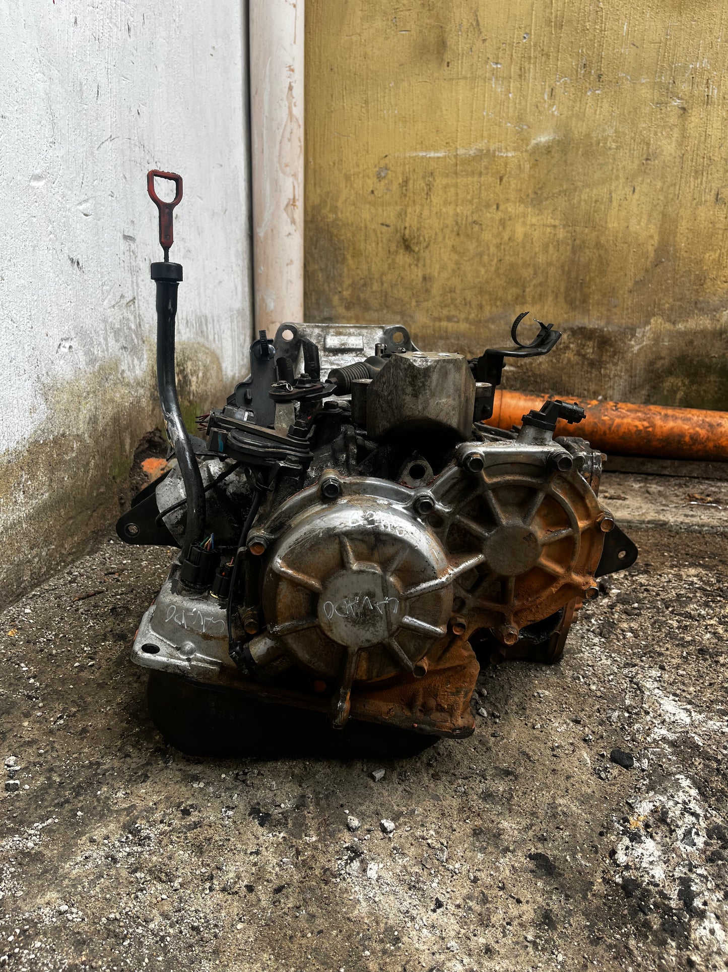 Caja automática de Hyundai Accent modelo 2008 G6ED 1.8