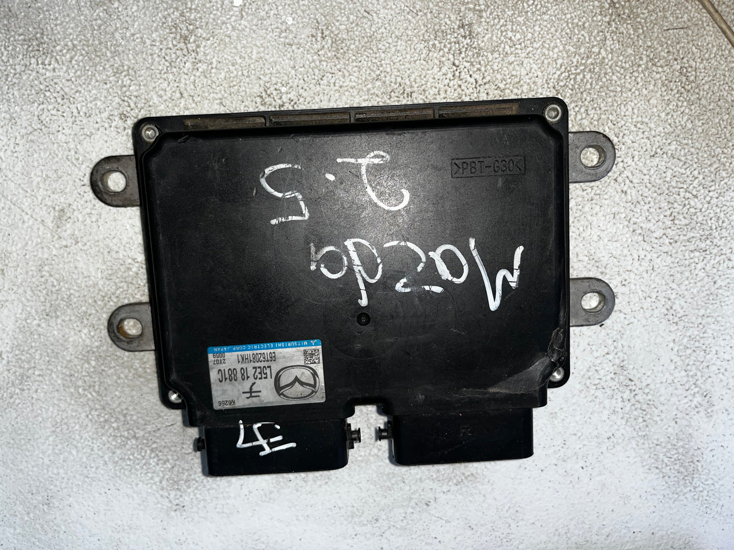 COMPUTADORA PARA MAZDA 2.5 AUTOMÁTICO