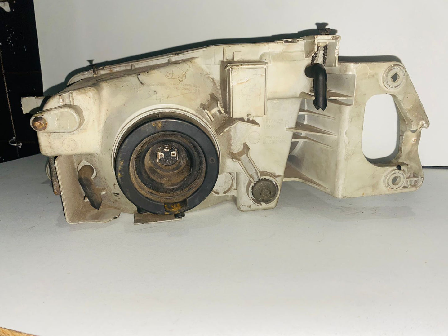 SILVIN DERECHO PARA MAZDA PROTEGE (1999-2000)