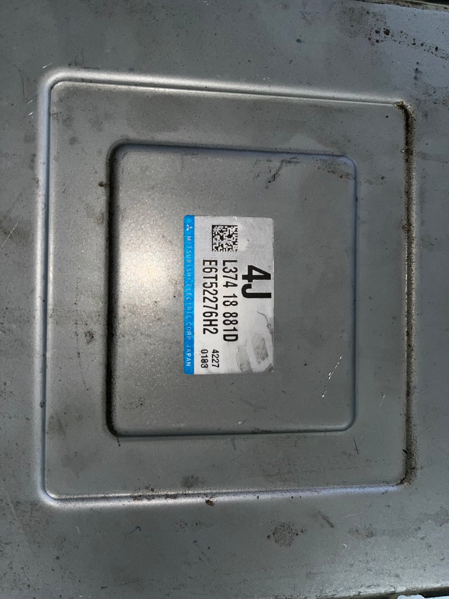 COMPUTADORA DE MAZDA 3 AUTOMATICO 2005 2.3