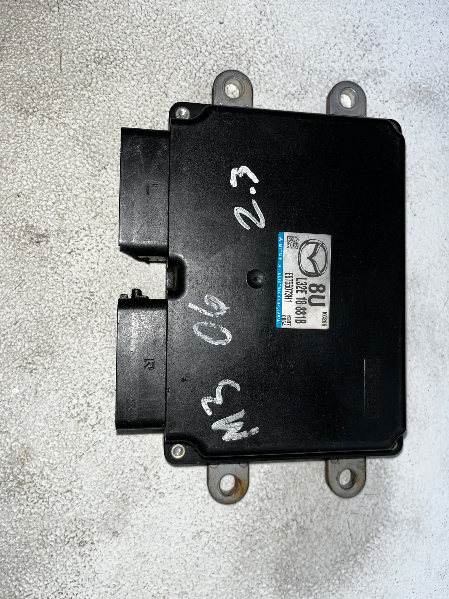 COMPUTADORA PARA MAZDA 3 AUTOMATICO 2.3 2006