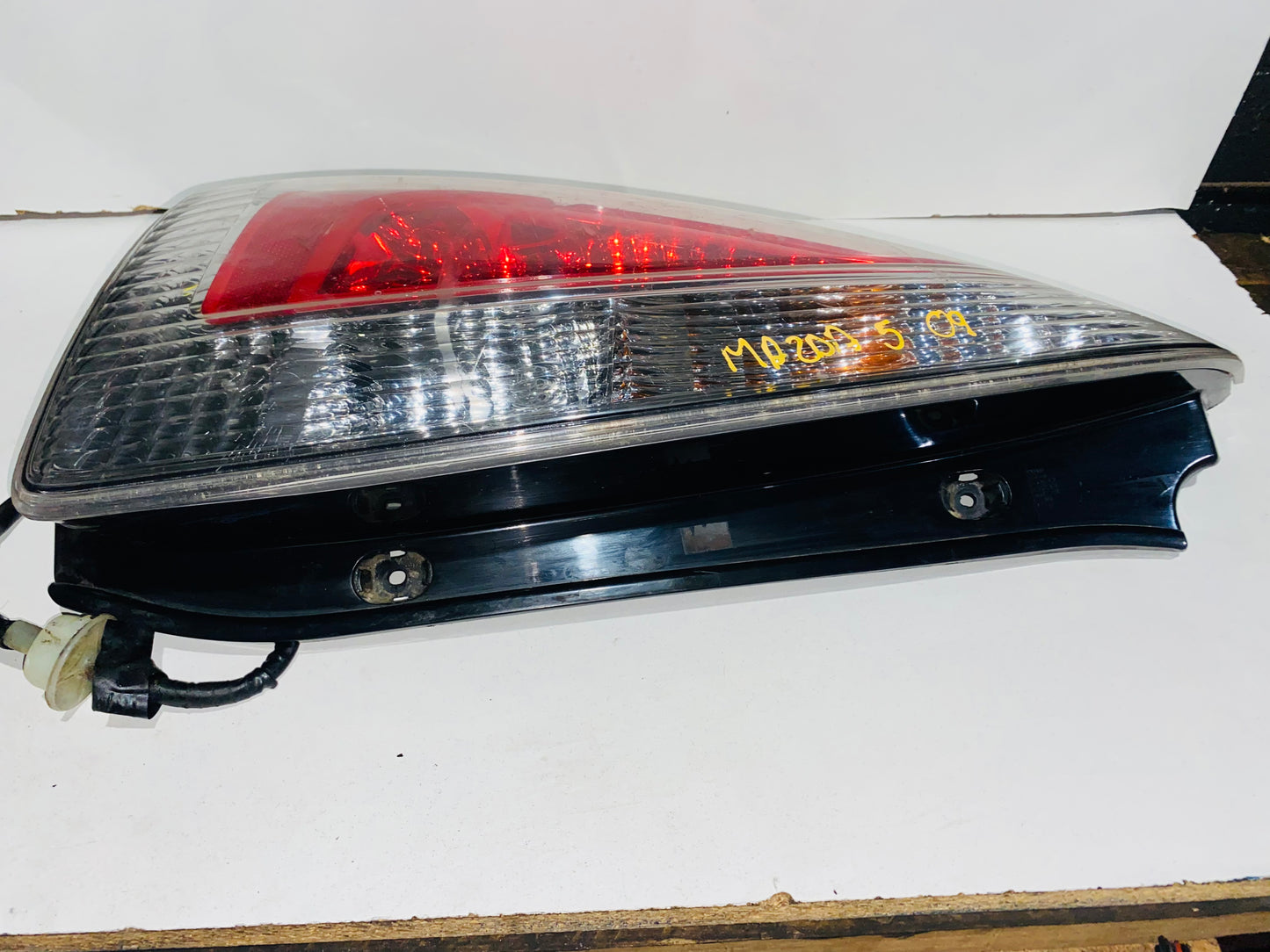 STOP IZQUIERDO PARA MAZDA 5 (2008-2010)