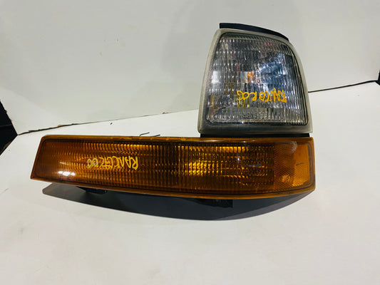 PIDE VÍAS IZQUIERDO PARA FORD RANGER (1998-2000)