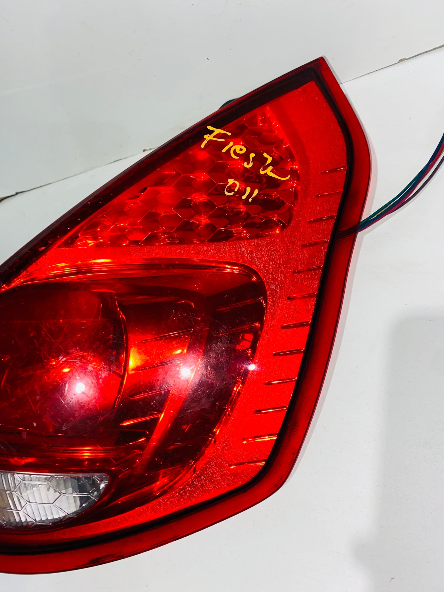 STOP DERECHO PARA FORD FIESTA HATCHBACK (2011-2013)