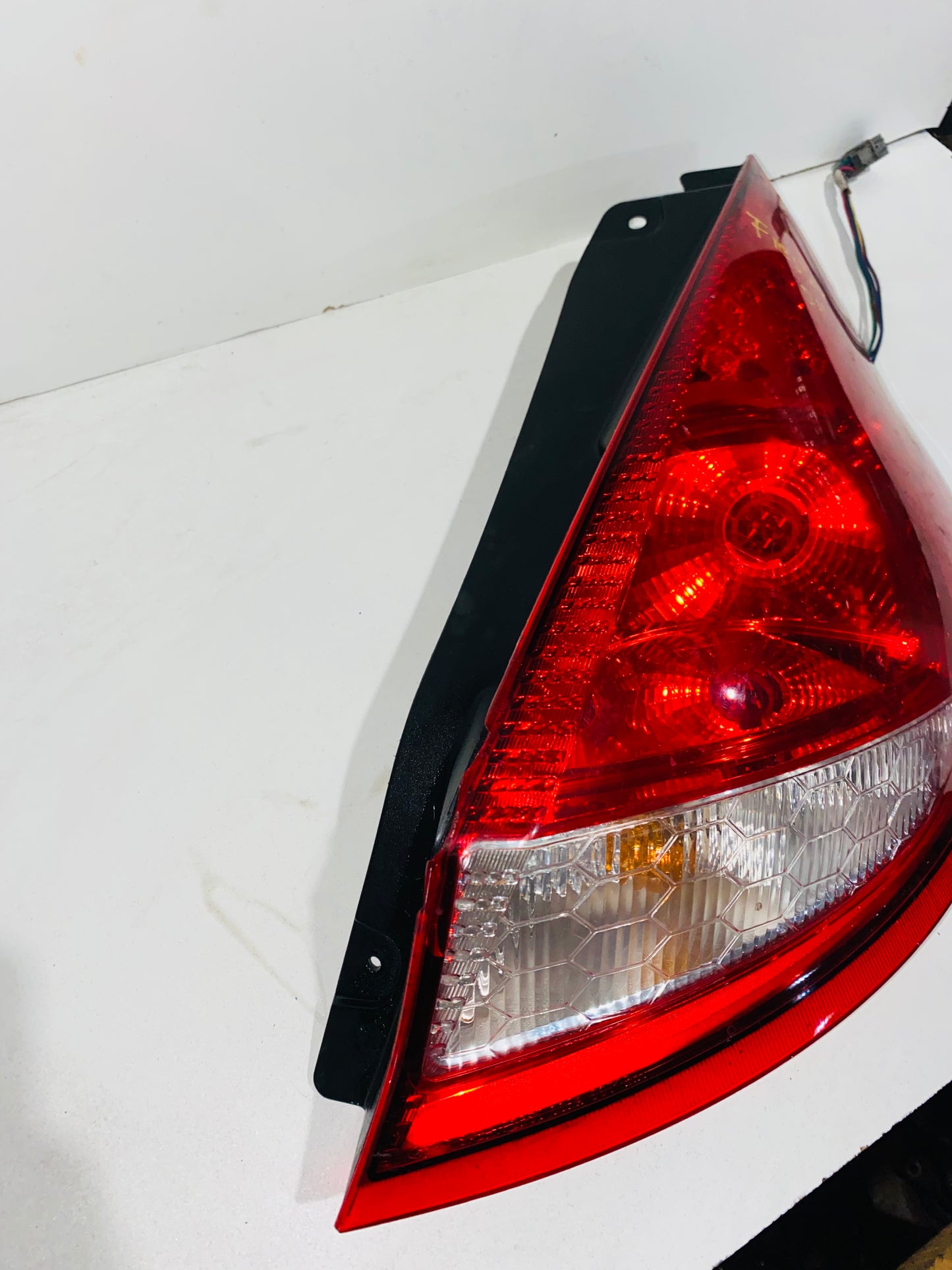 STOP DERECHO PARA FORD FIESTA HATCHBACK (2011-2013)