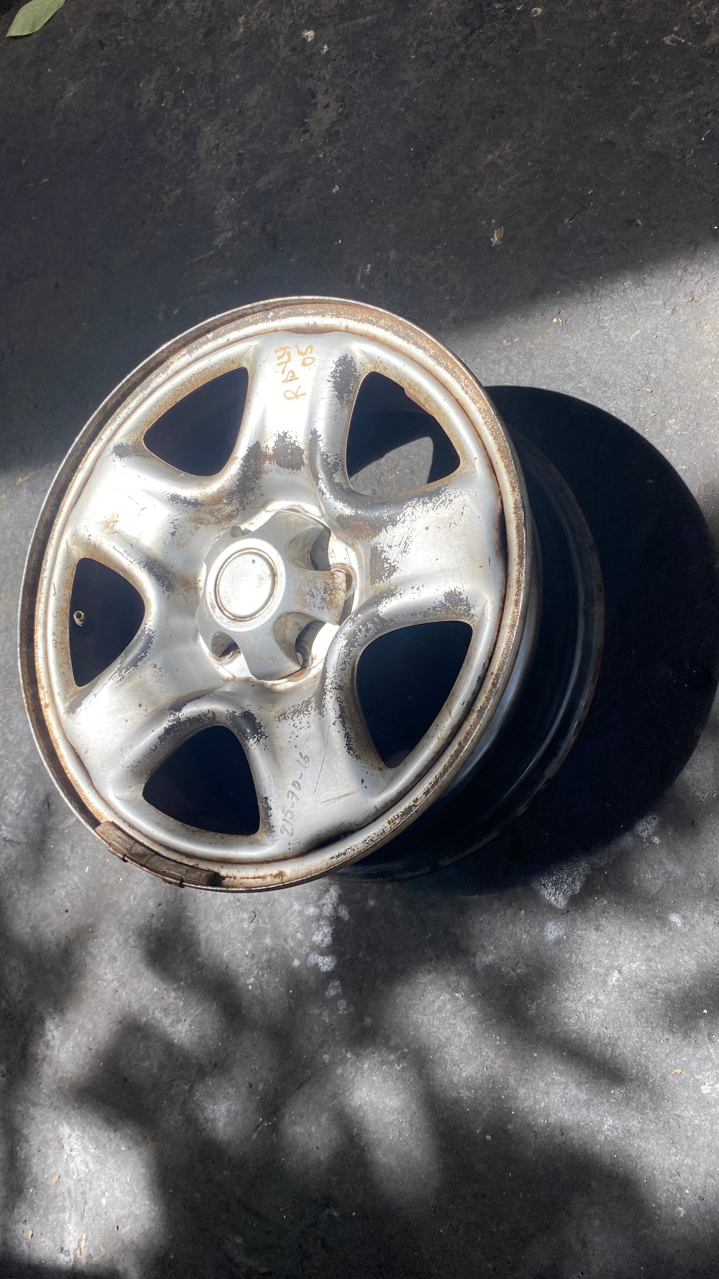 AROS TOYOTA RAV 4 2005