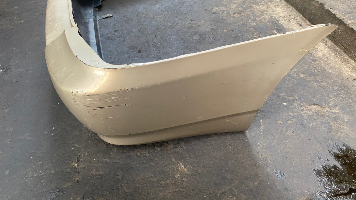 BUMPER TRASERO TOYOTA COROLLA 2007