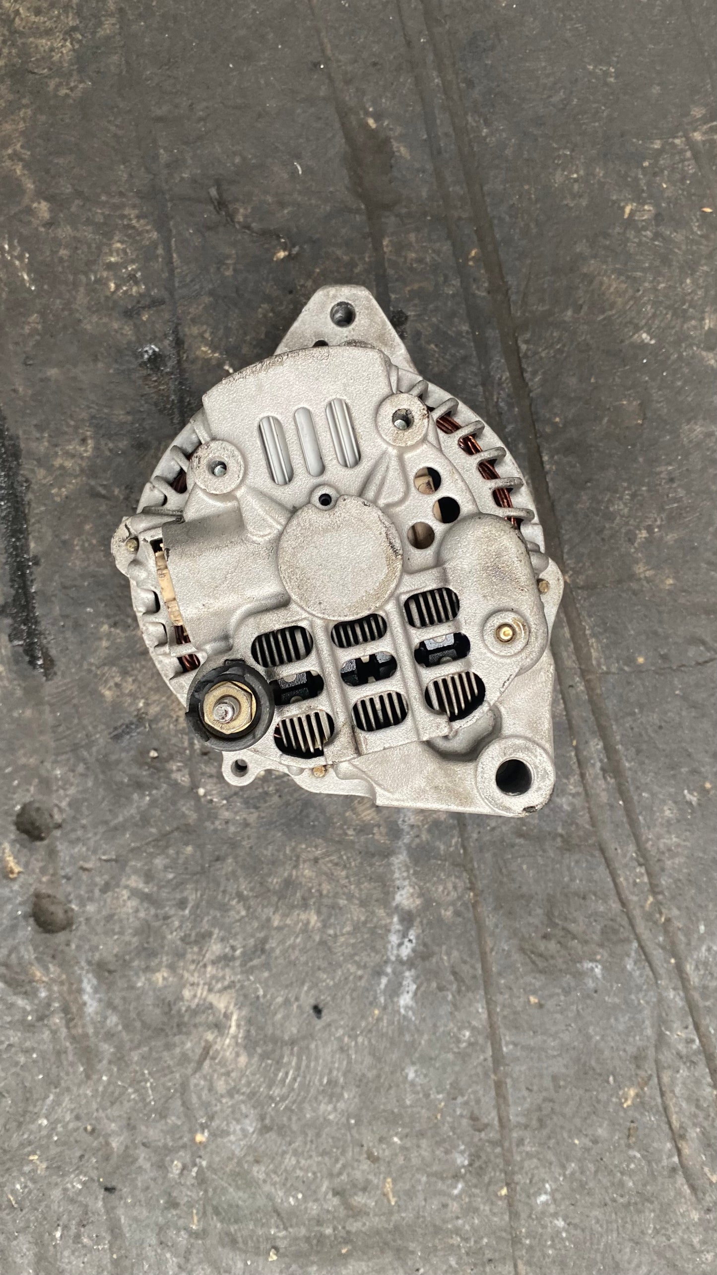 ALTERNADOR MITSUBISHI MIRAGE 2015