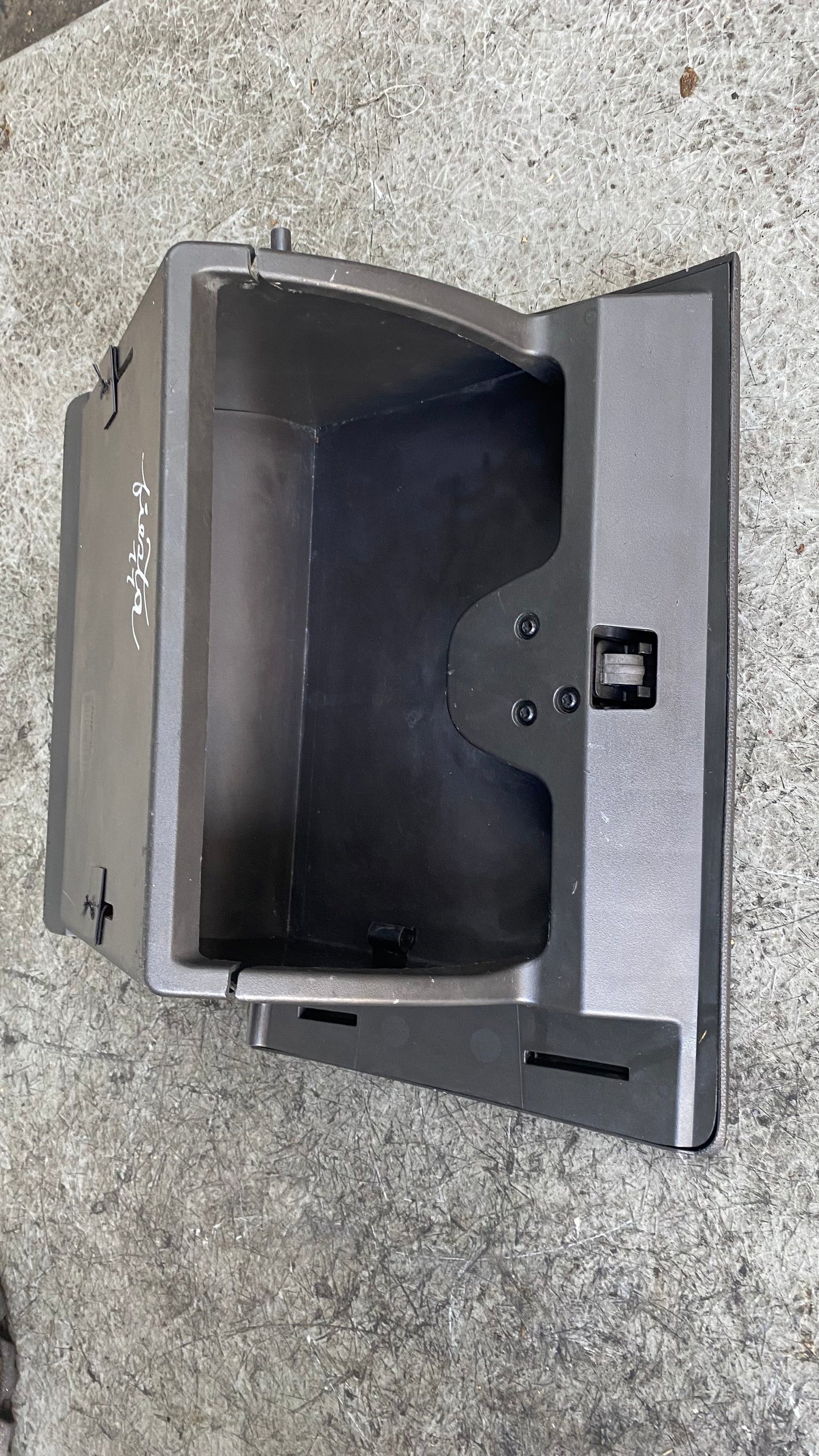 GUANTERA FORD FIESTA 2011