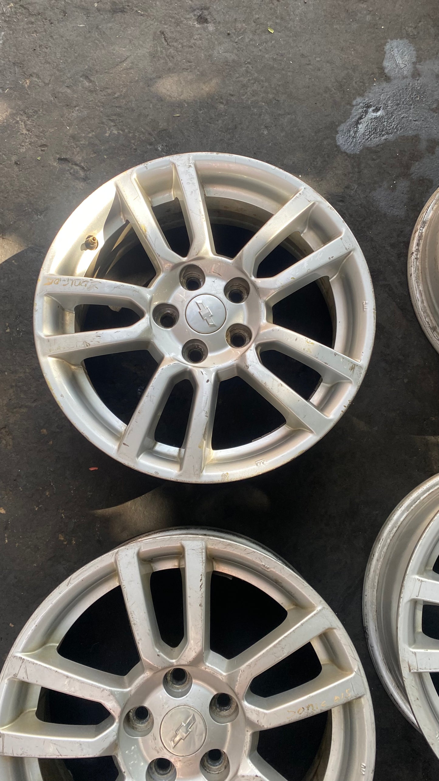 JUEGO DE AROS CHEVROLET SONIC 2015