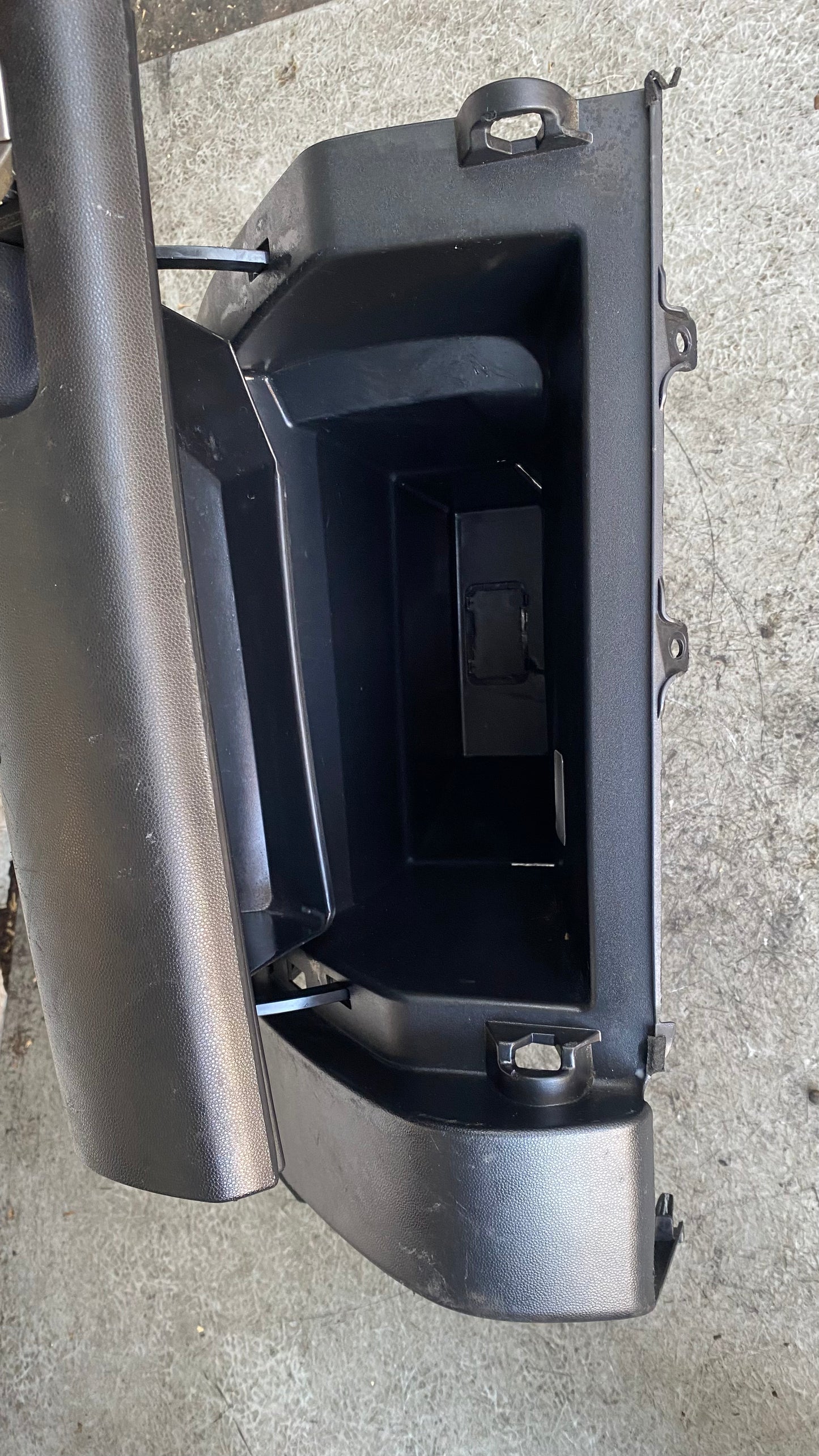 GUANTERA MAZDA 3 2006