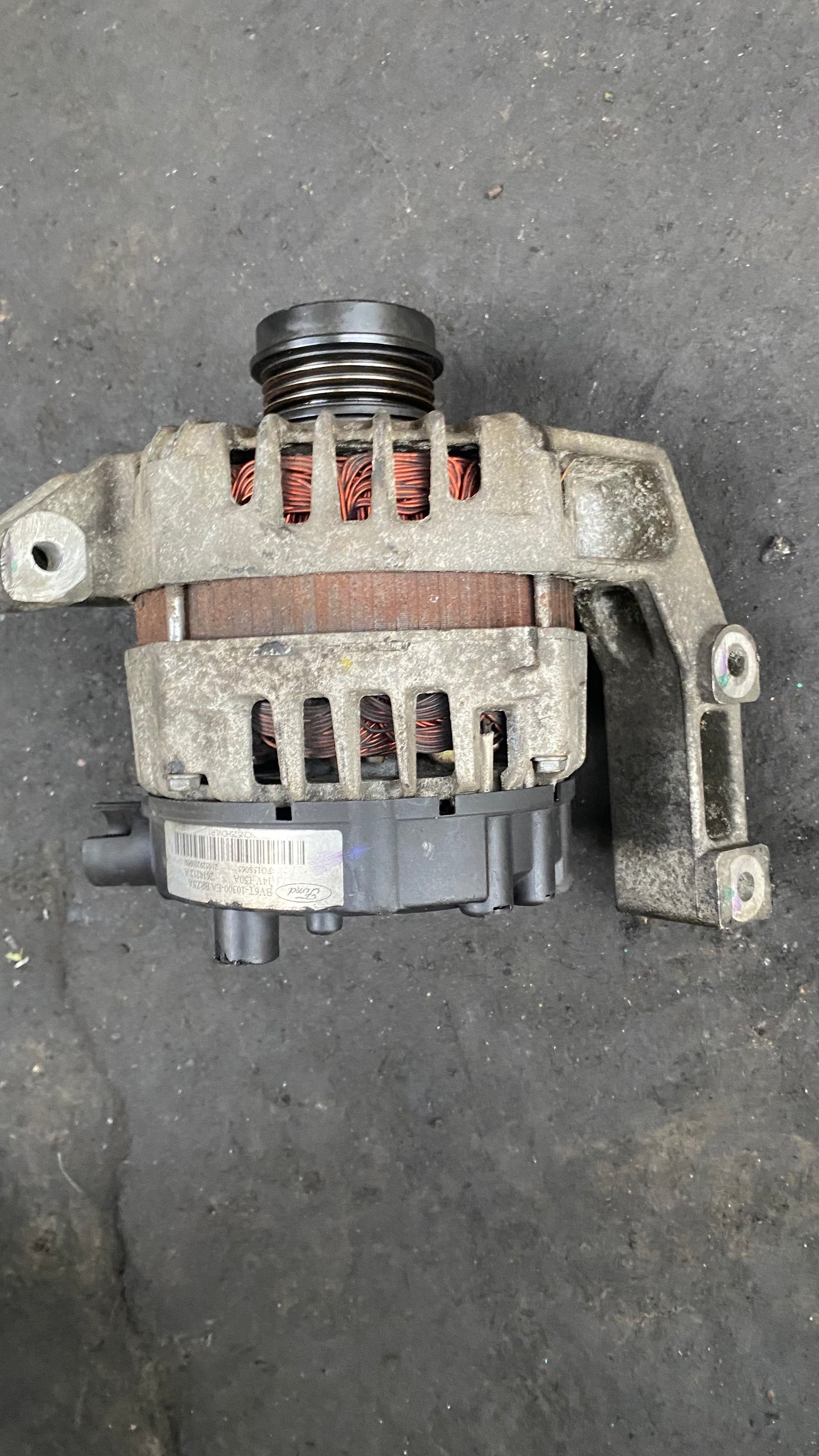 ALTERNADOR FORD FOCUS 2009