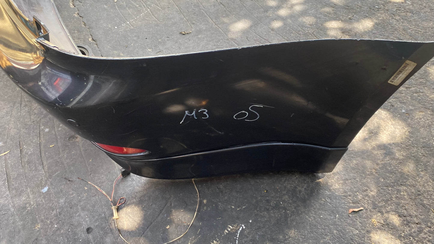 BUMPER TRASERO MAZDA 3 2005