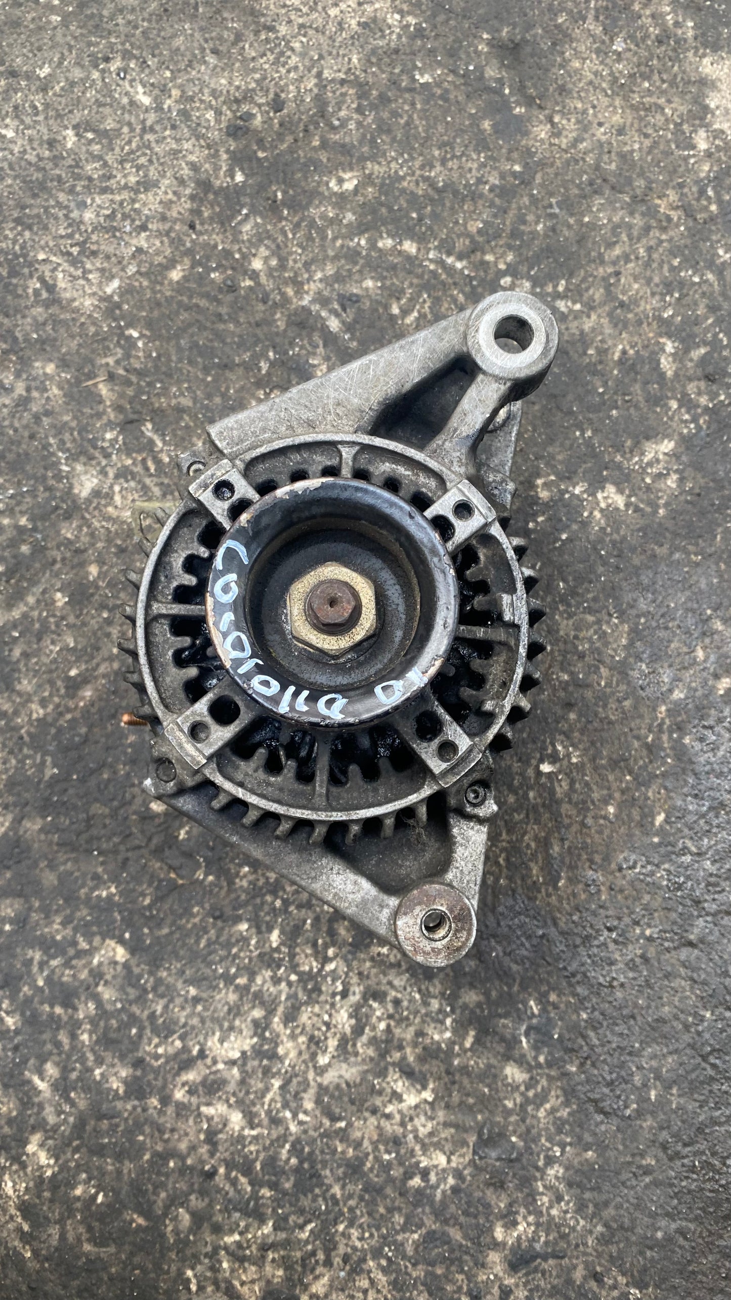 ALTERNADOR TOYOTA COROLLA 2001