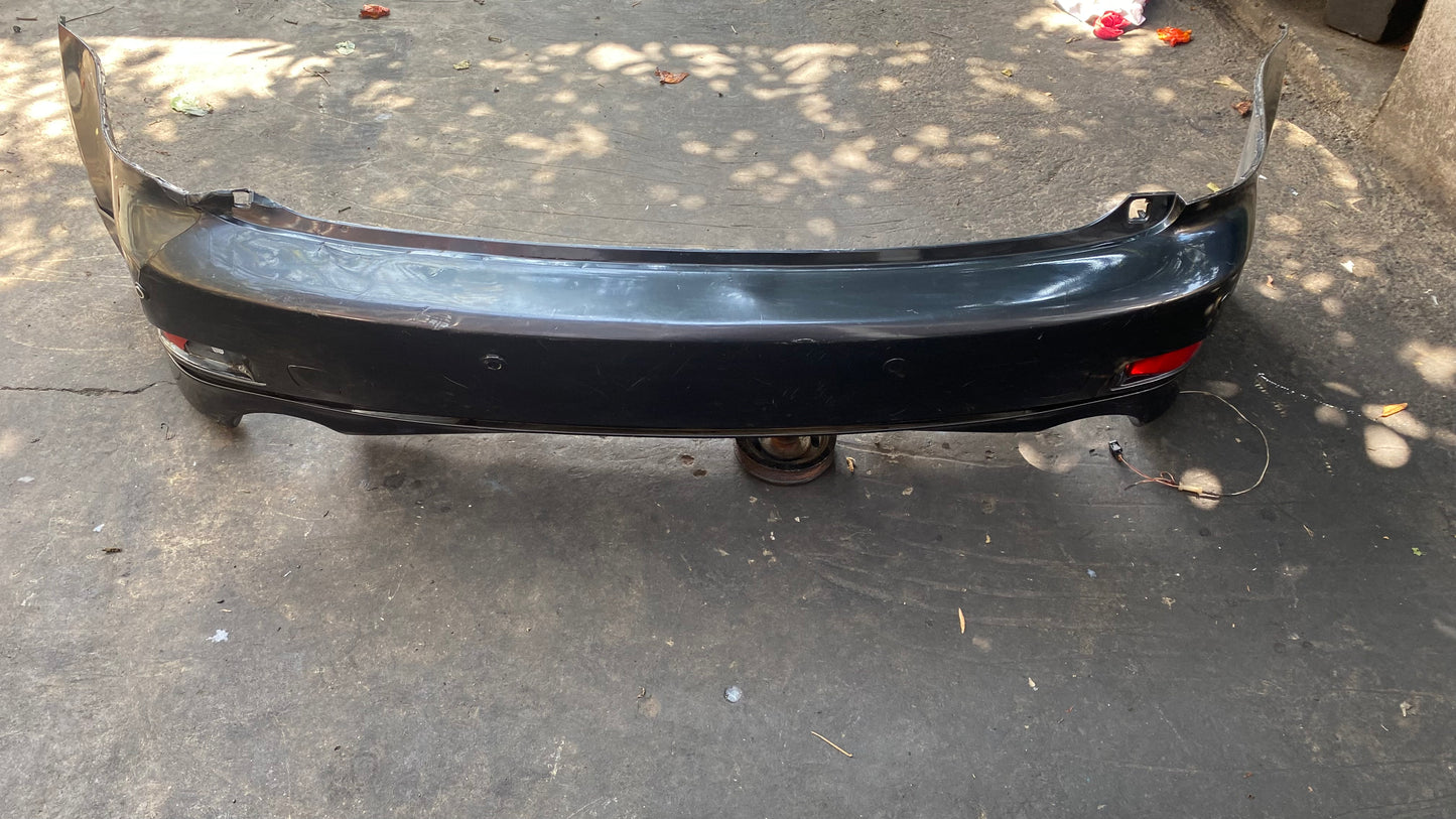 BUMPER TRASERO MAZDA 3 2005