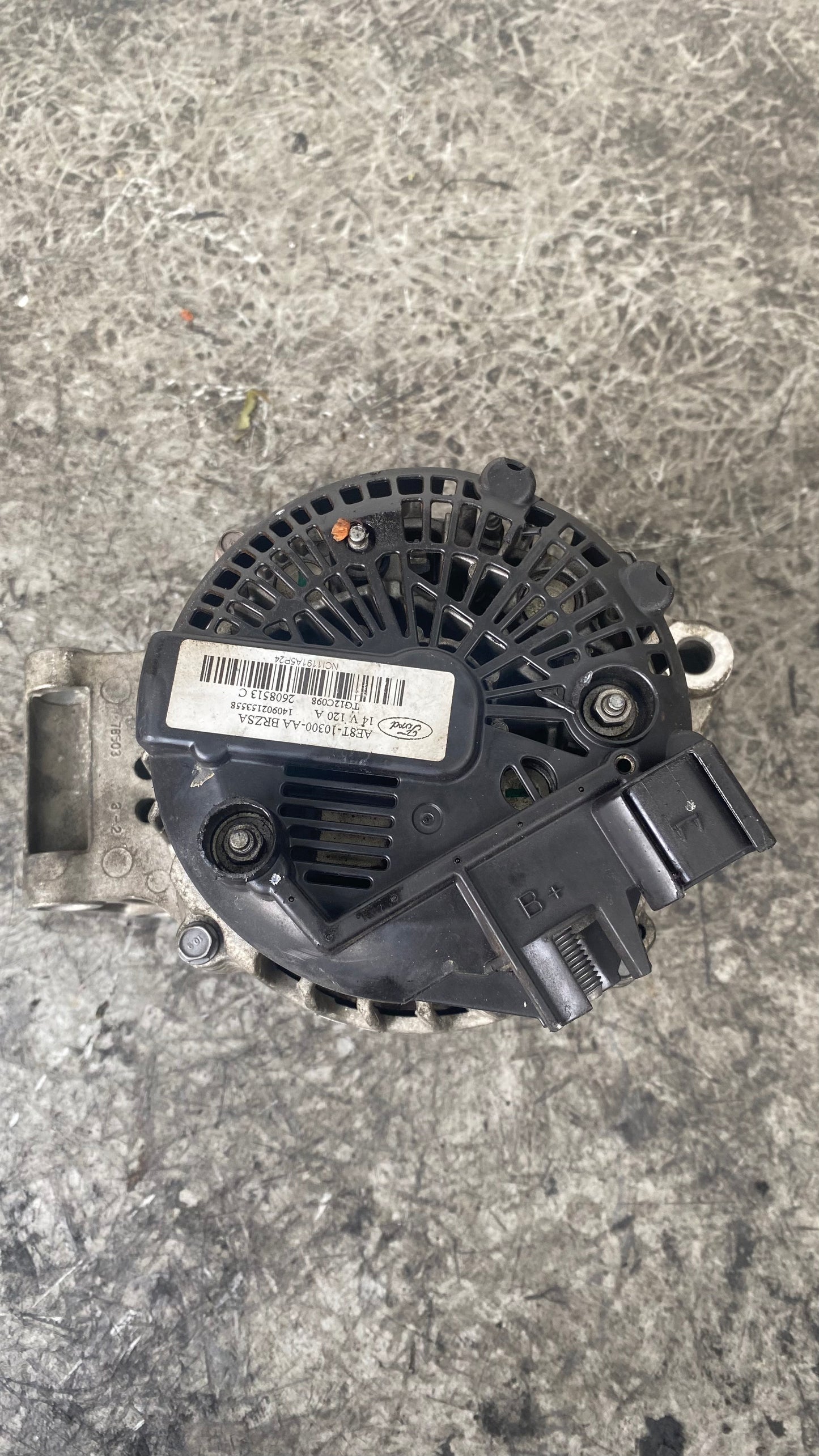 ALTERNADOR FORD FIESTA 2015