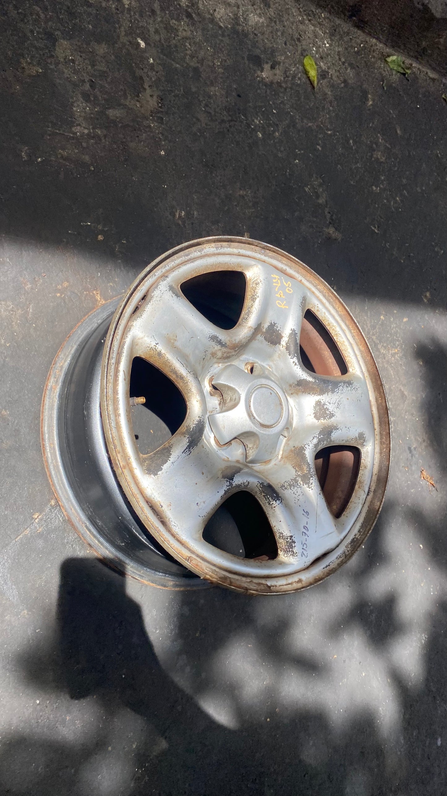 AROS TOYOTA RAV 4 2005