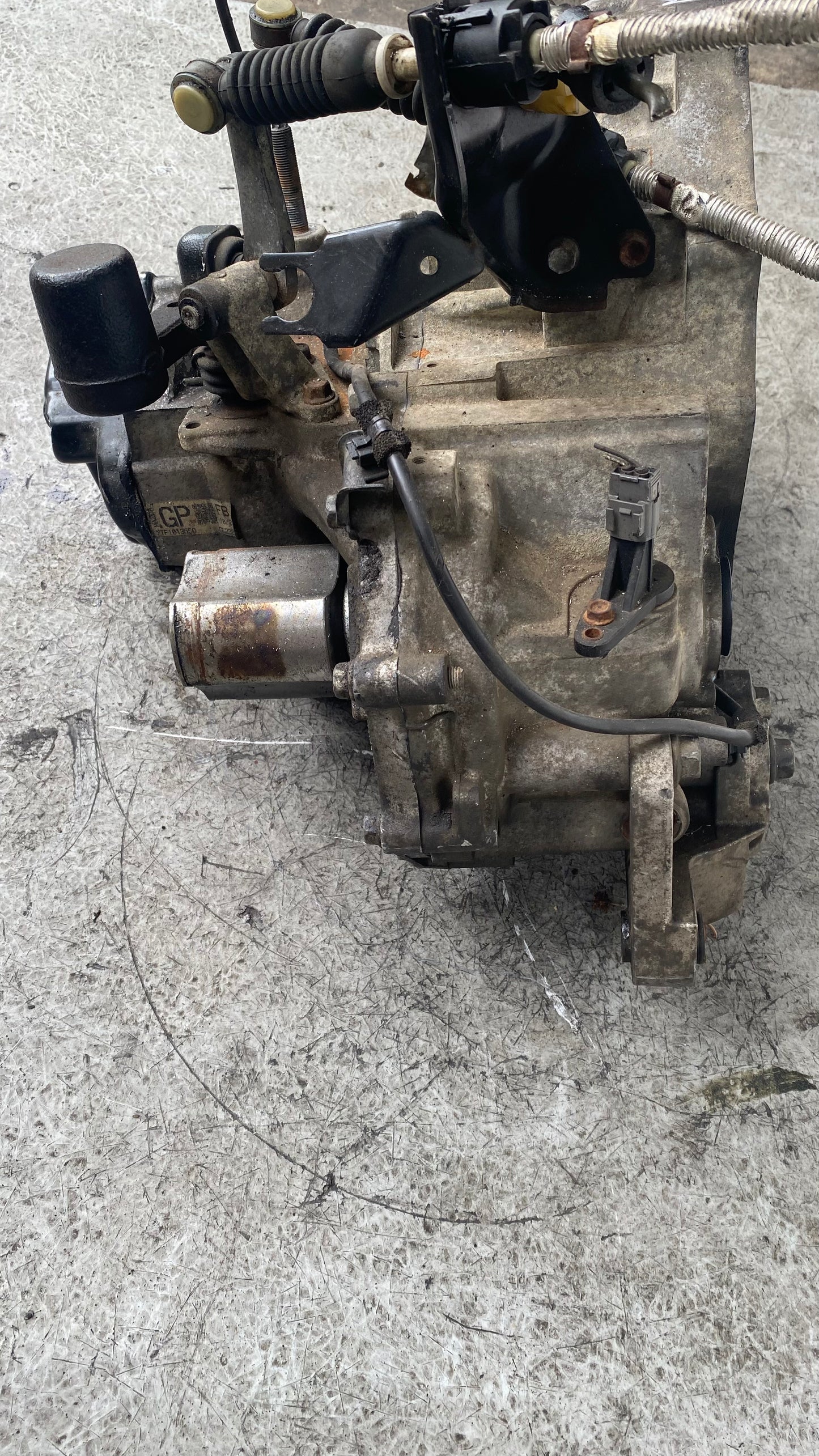 CAJA MECÁNICA MAZDA 3 2008