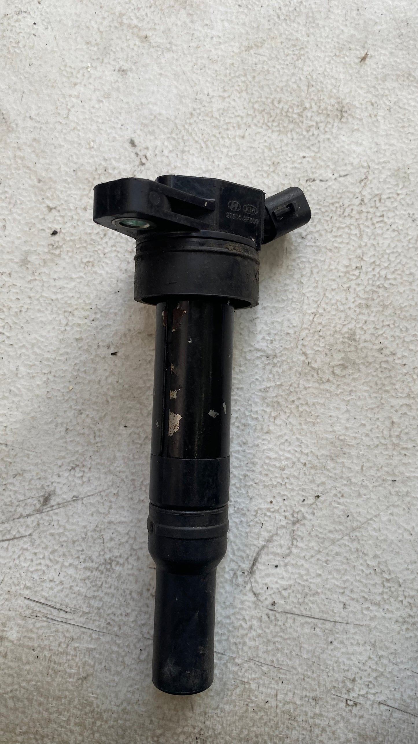 BOBINA DE ENCENDIDO HYUNDAI G4NB / 27300-2E000