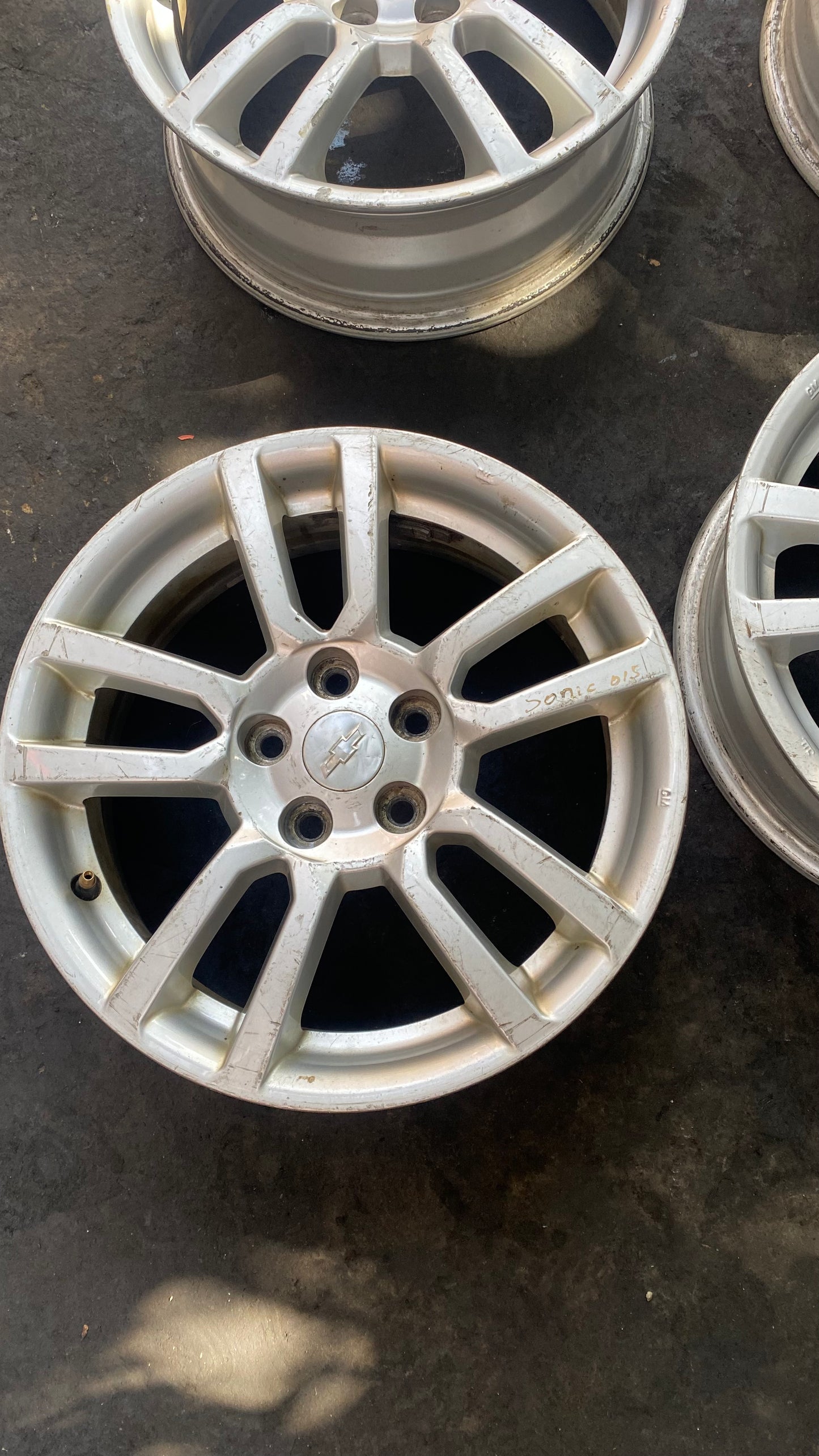 JUEGO DE AROS CHEVROLET SONIC 2015