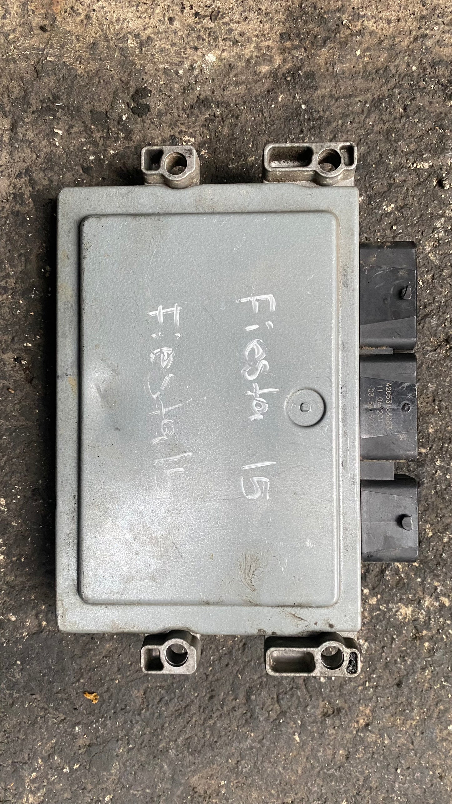 COMPUTADORA FORD FIESTA 2015