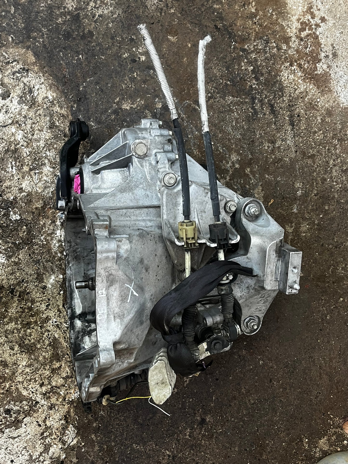 Caja mecánica de Mazda 3 2.0 modelo 2012