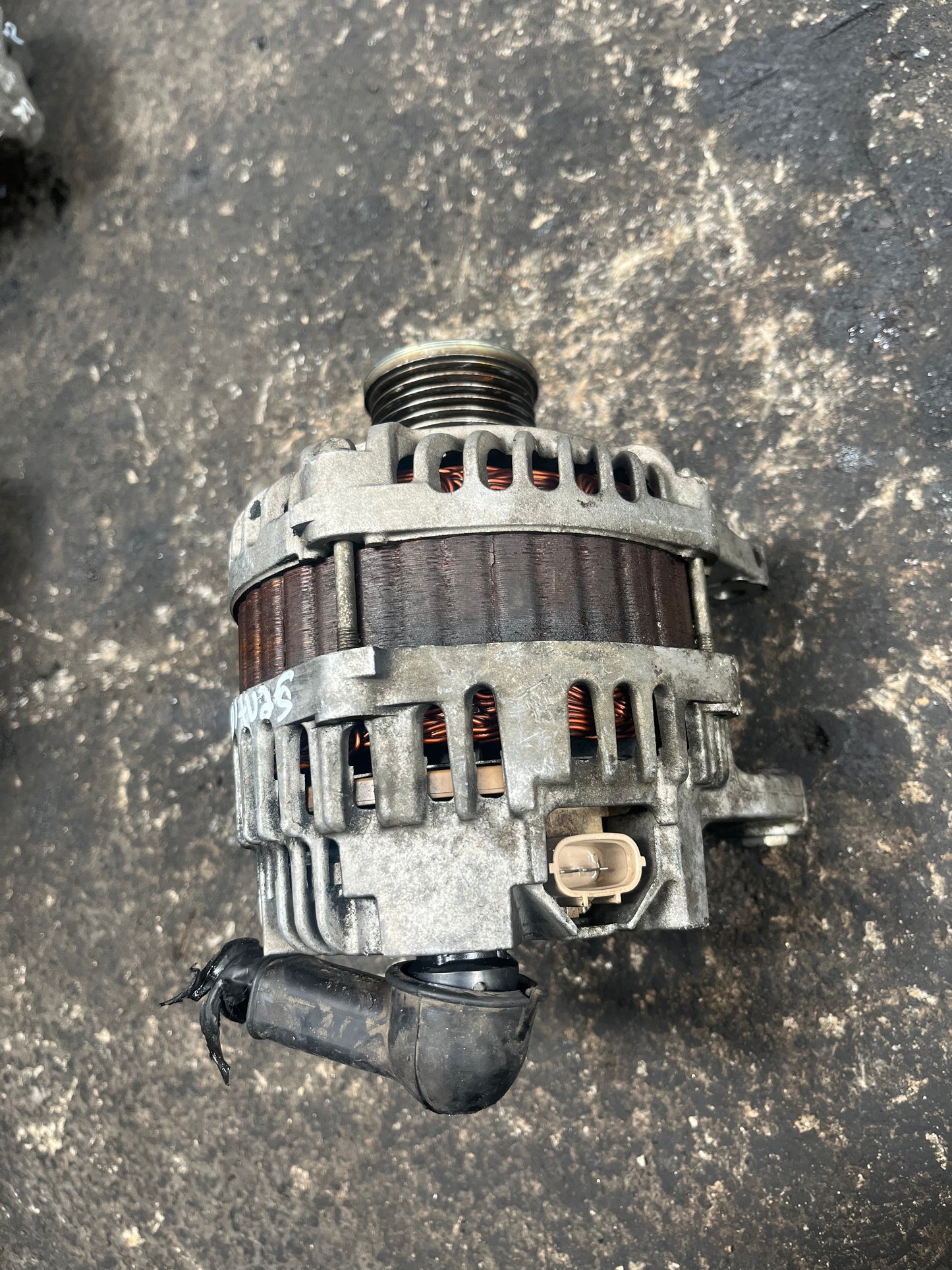 ALTERNADOR NISSAN SENTRA 2012