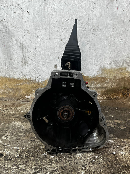 Caja mecánica de Ford Ranger modelo 1999 3.3