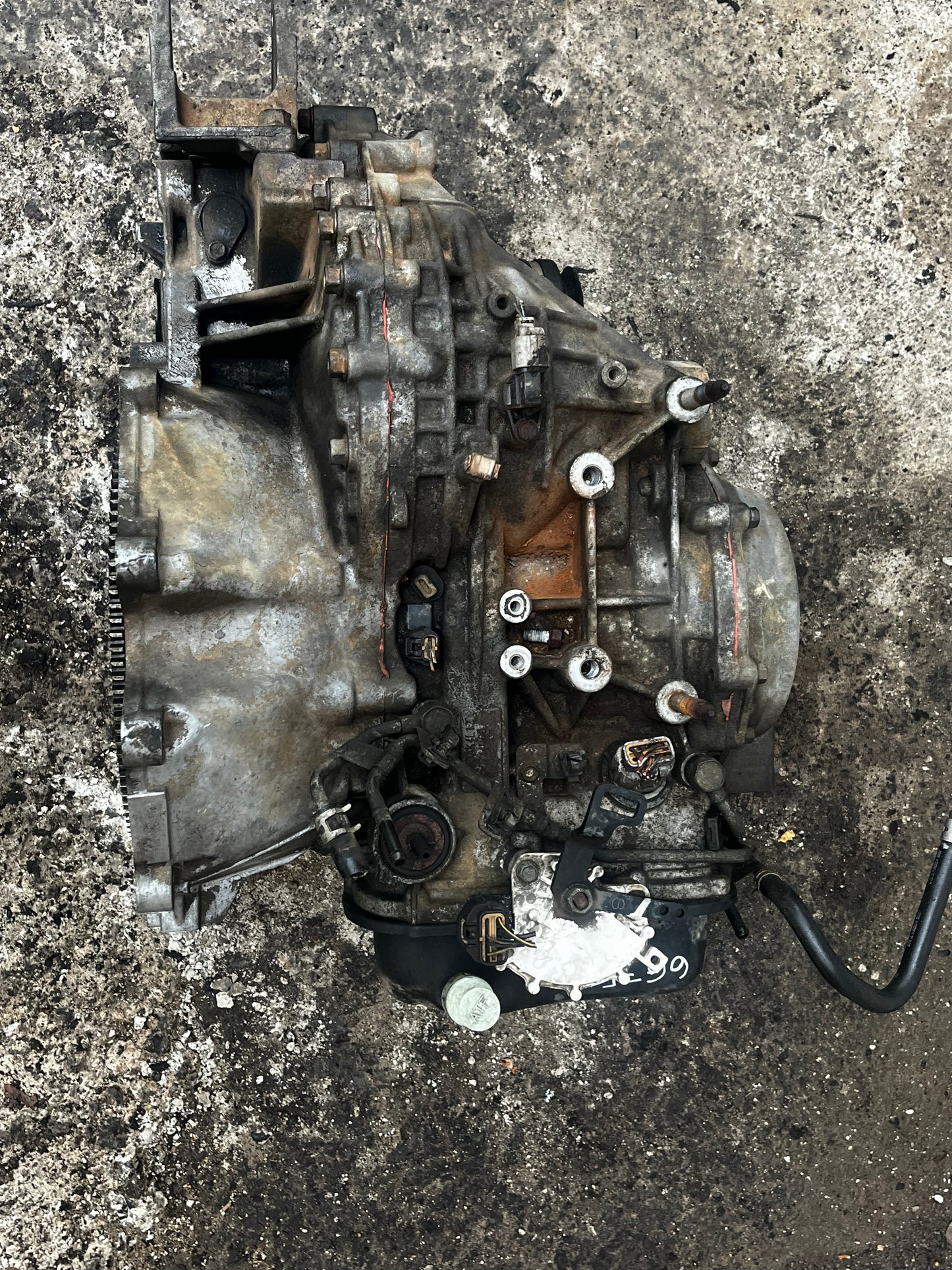 Caja automática de Mitsubishi Endeavor 3.5 6G75 modelo 2007-2008