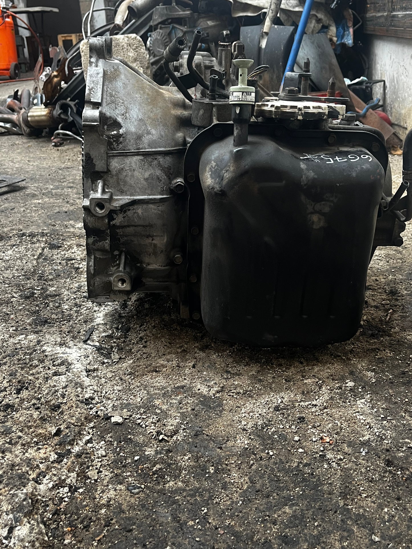 Caja automática de Mitsubishi Endeavor 3.5 6G75 modelo 2007-2008