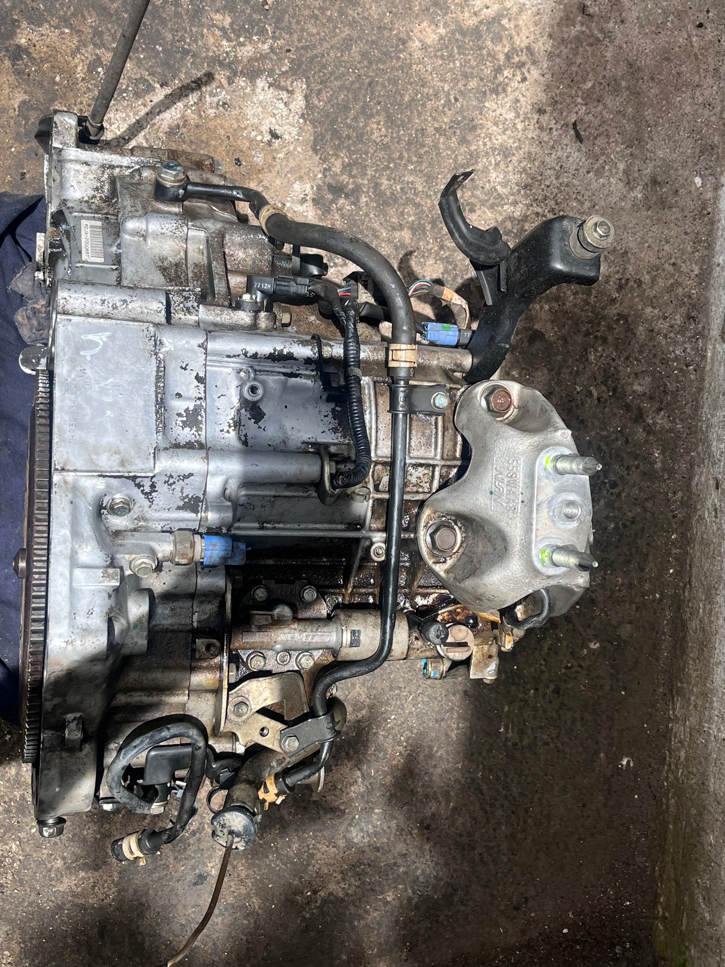 Caja de Honda Cr-v modelo 2007 2.4 K24Z1