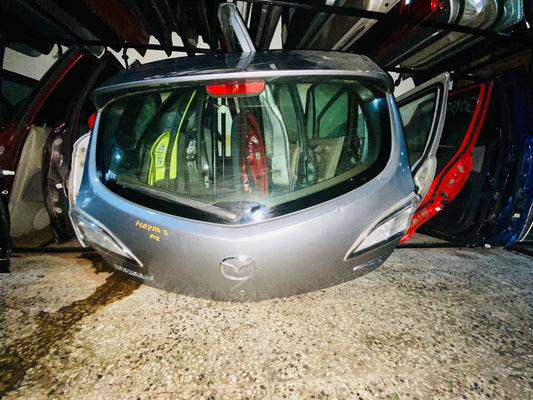 COMPUERTA DE MAZDA 3 2010-2013