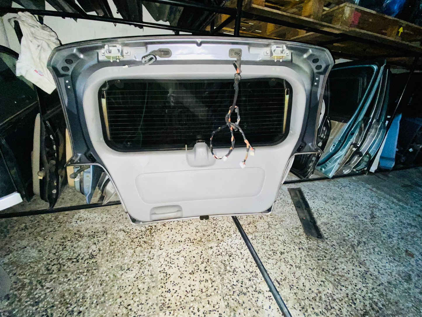 COMPUERTA KIA SORENTO 2001-2009