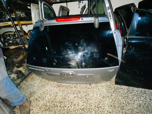 COMPUERTA DE KIA SPORTAGE 2005-2010